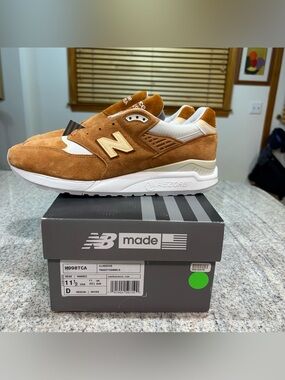 Rare pair! Men’s New Balance 998 in curry!  Size 11.5.  Brand new never worn.